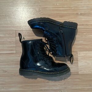Dr marten patent leather boots.